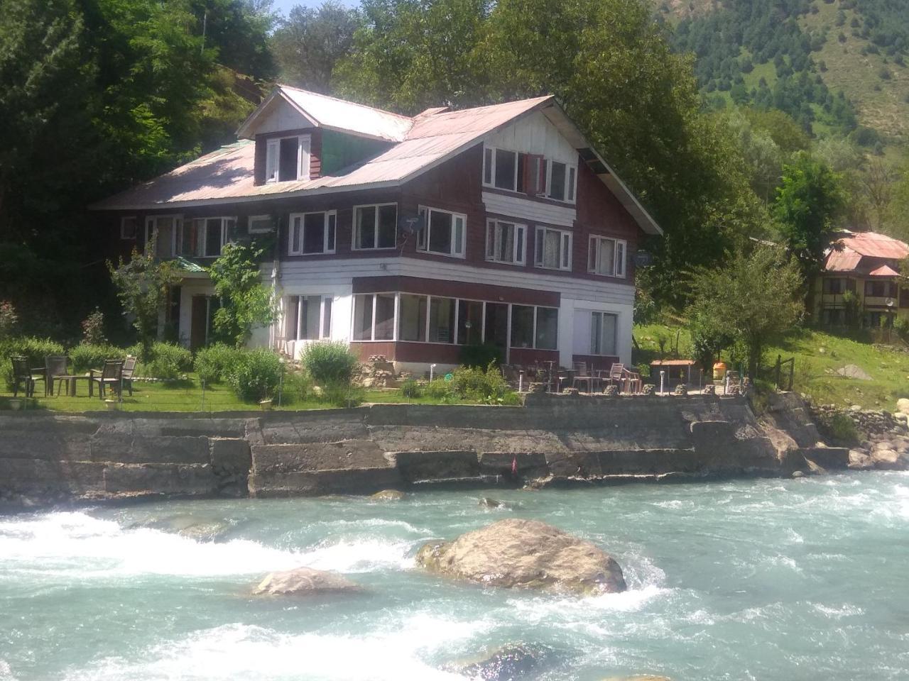 White House Hotel Pahalgam
