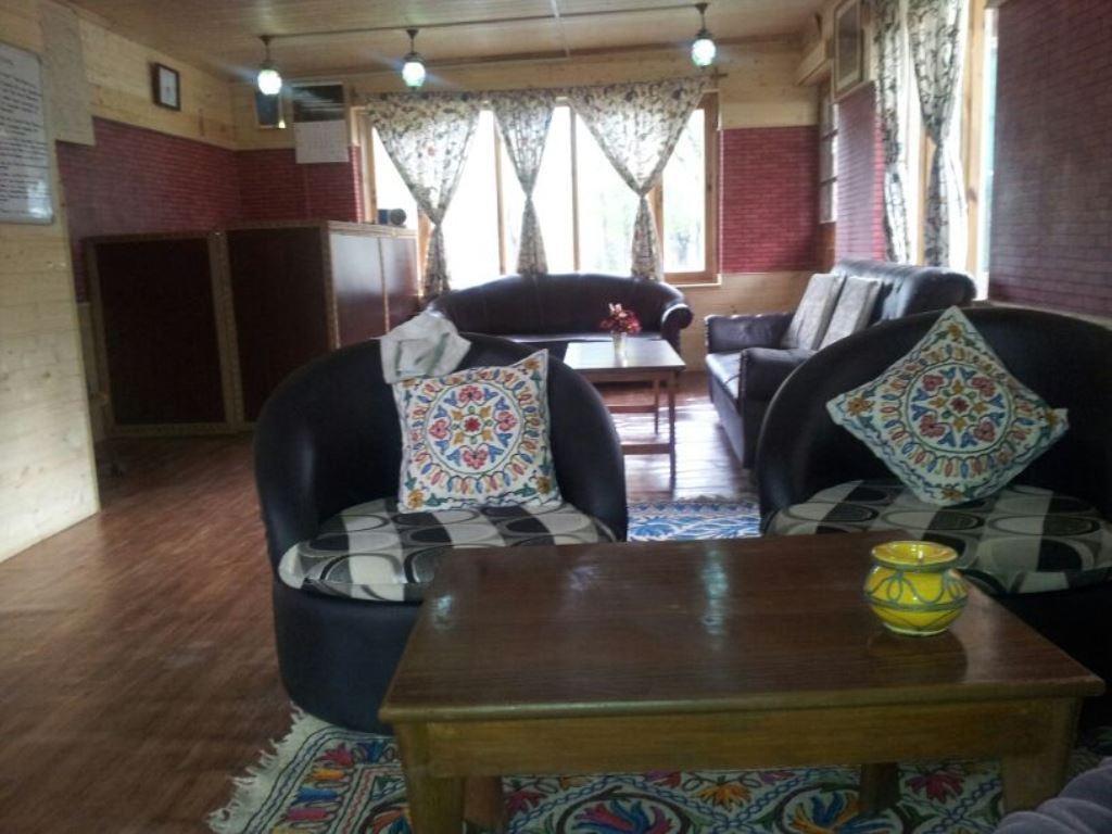 Himalaya House Pahalgam