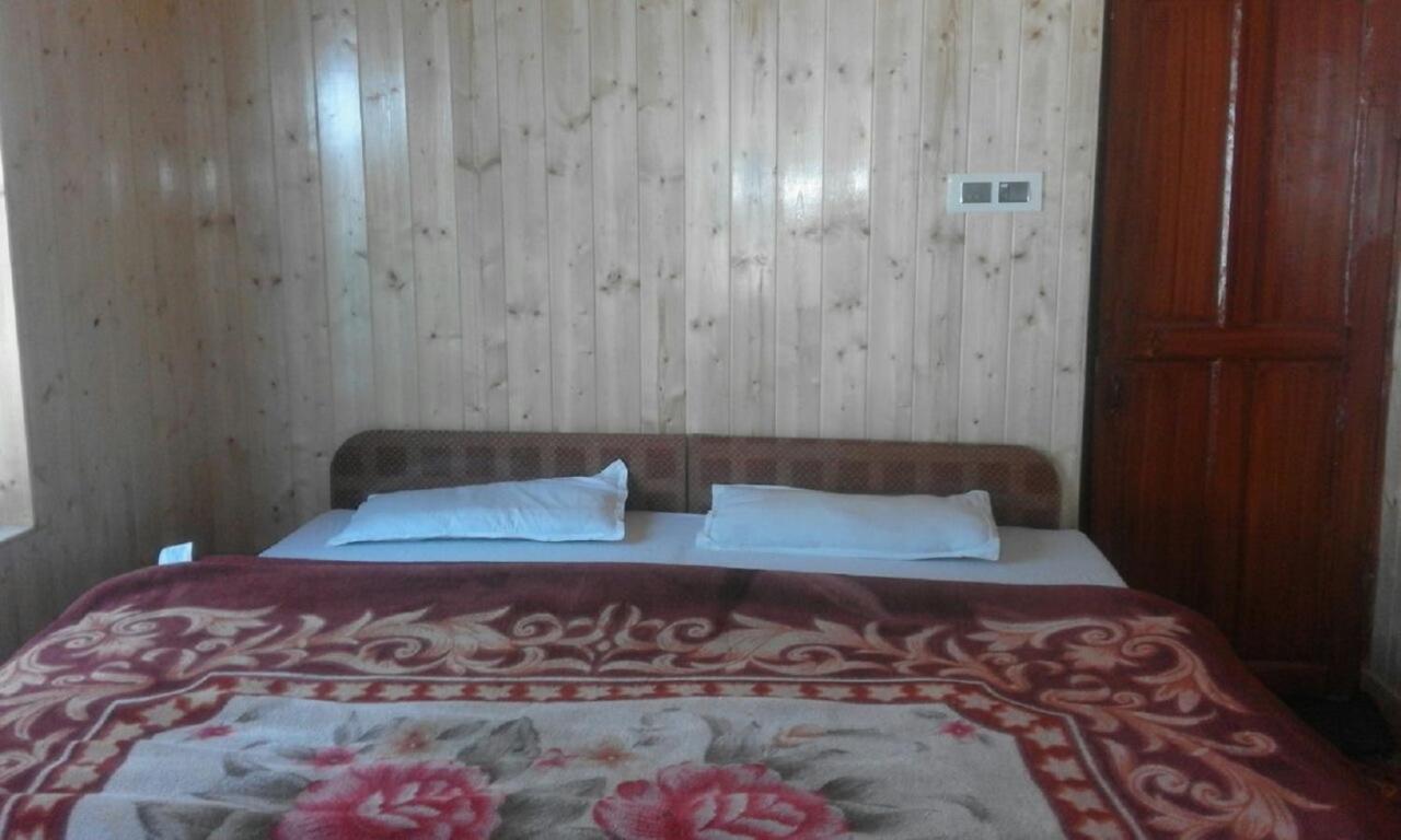 Hayat Guest house Pahalgam