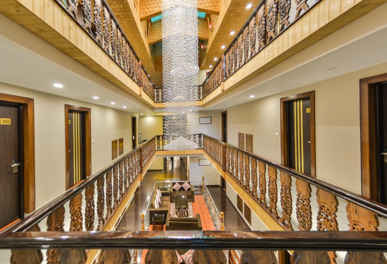 Royal Hillton 4*