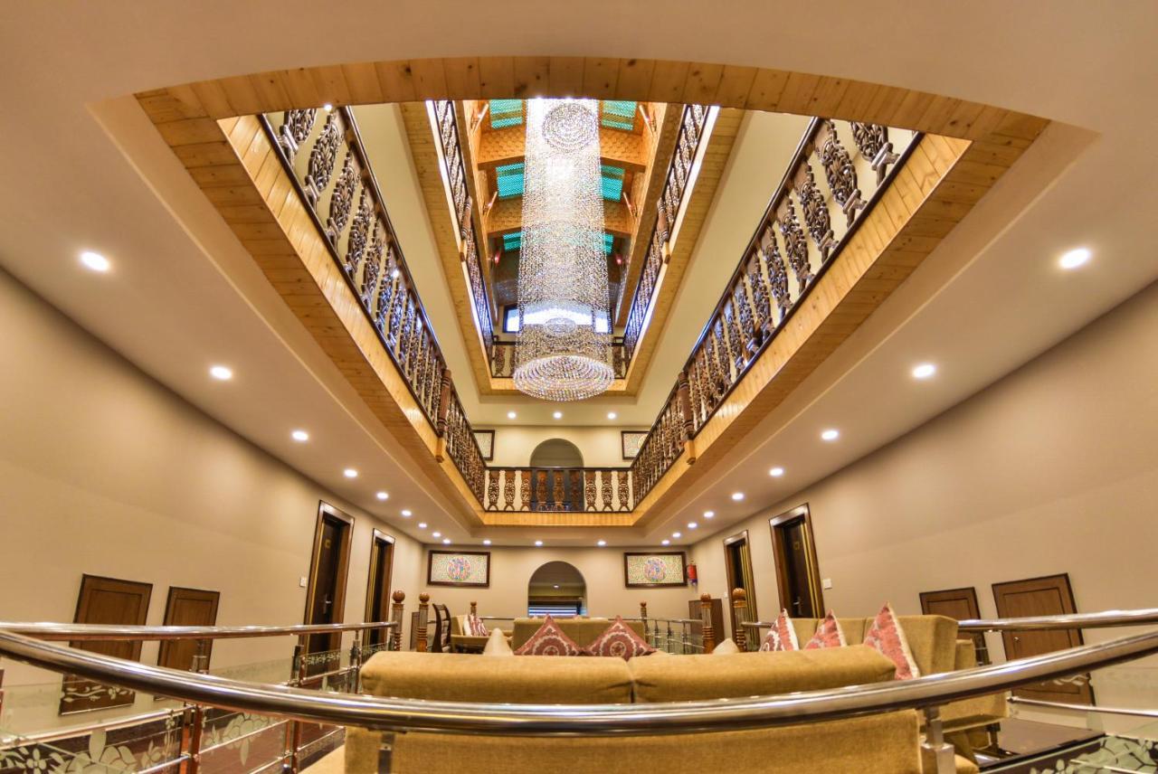 Royal Hillton Hotel Pahalgam