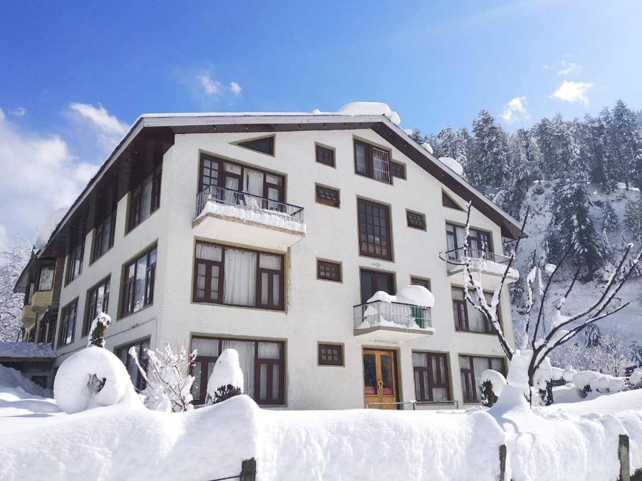 King Palace Pahalgam