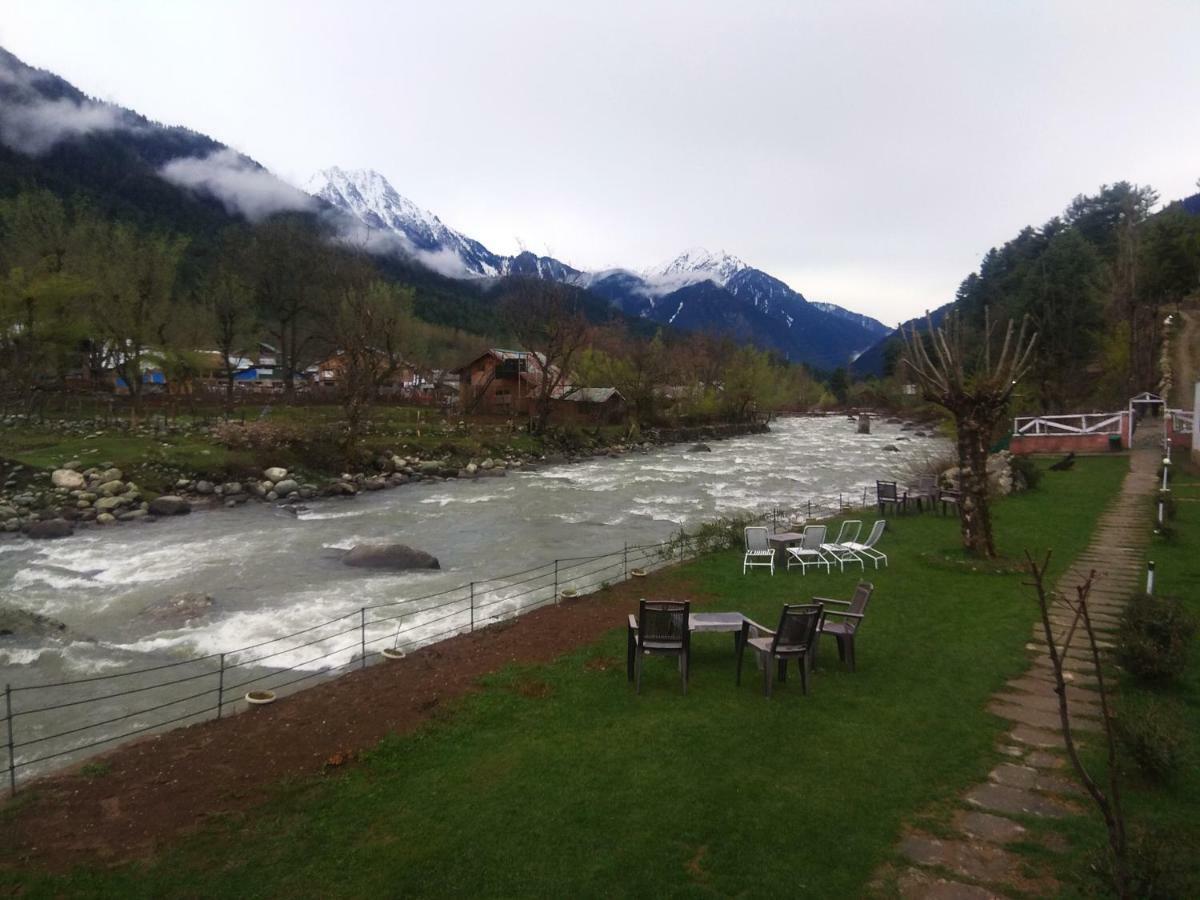White House Pahalgam