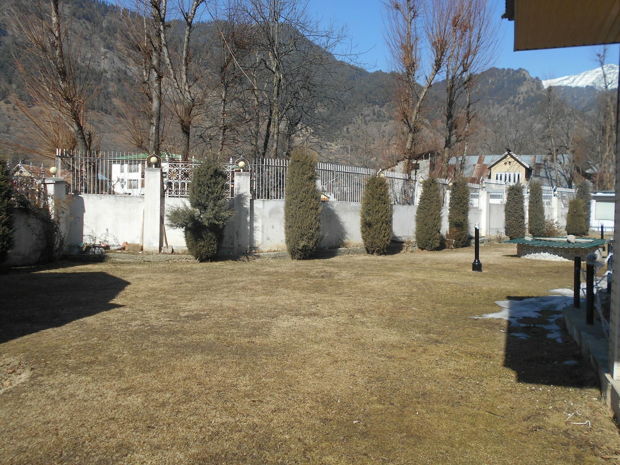 Bed & Breakfast Abshar 3*