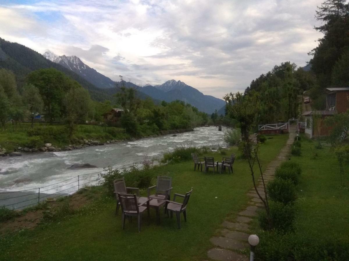 White House Hotel Pahalgam